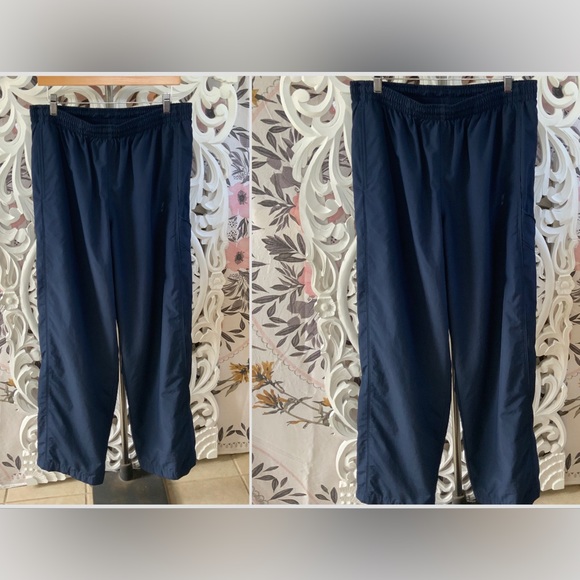 Nike | navy blue windbreaker pants size XL - Picture 12 of 12